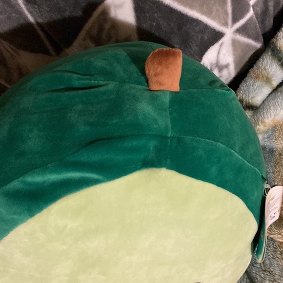 16 in Avacado Original Squishmallow NWT - Picture 2 of 6